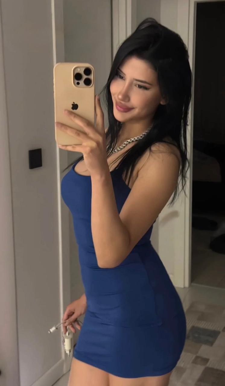 Edremit Büyüleyici Bir Kadın Escort Bayan Emel